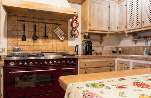 Panicale Apartment | Nice apartment for 6 guests with WIFI, A/C, pool, TV, patio and pets allowed