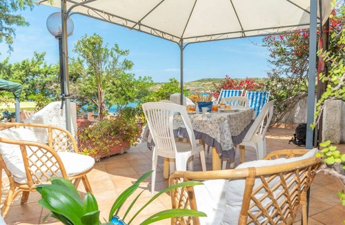Trinita d'Agultu e Vignola Apartment | Nice apartment for 4 people with TV, terrace and pets allowed