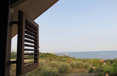 Santa Tecla Apartment | Nice Apartment in Acireale with Common Pool and Magnificent View