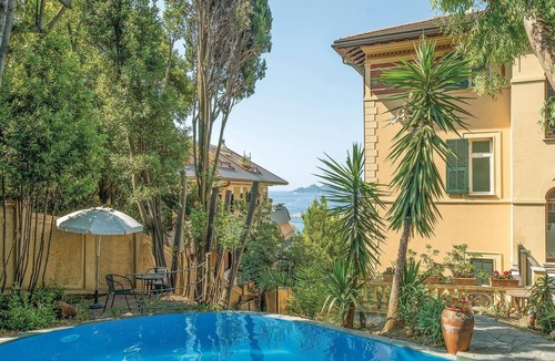 Rapallo Apartment | Nice apartment in Rapallo with outdoor swimming pool