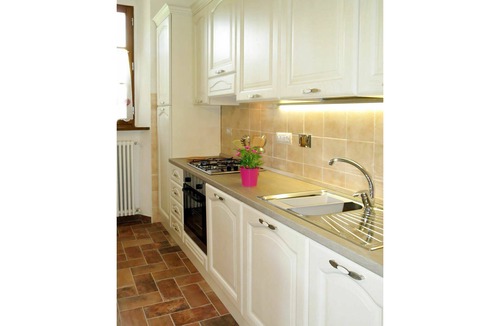 Volterra Villa | Nice apartment in villa for 4 guests with pool, WIFI, TV, patio, pets allowed and parking