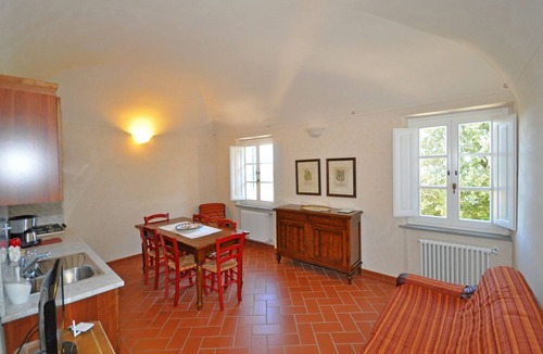 Volterra Apartment | Nice apartment with pool, WIFI, TV, pets allowed and panoramic view, close to San Gimignano