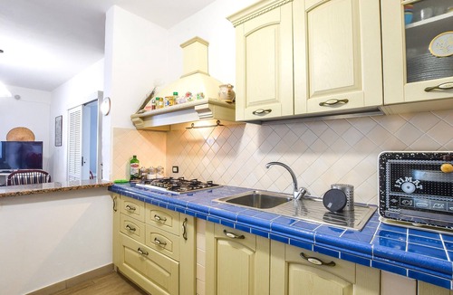 Tegolaio House | Nice home in Pozzallo with house a panoramic view