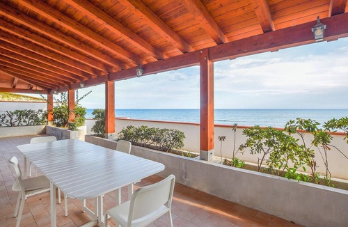 Tegolaio House | Nice home in Pozzallo with house a panoramic view