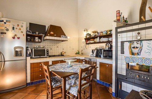Santa Croce Camerina House | Nice home in Santa Croce Camerina