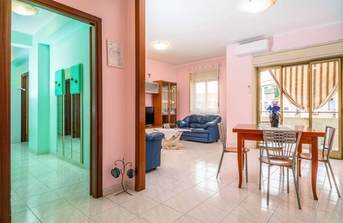 San Giorgio-Librino-San Giuseppe la Rena-Zia Lisa-Villaggio Sant'Agata Apartment | Nigido Holiday House Simona Apartment with Sea View, Wi-Fi and Air Conditioning