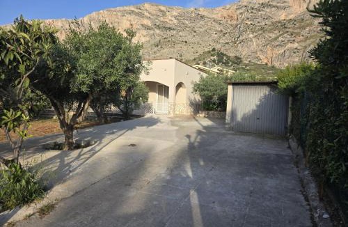 Isola delle Femmine Apartment | Nonna Franca GuestHouse