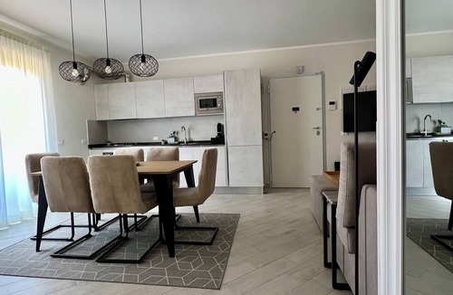 Terrasini Apartment | Novimo Comfort Apartment with elevator and secure private parking