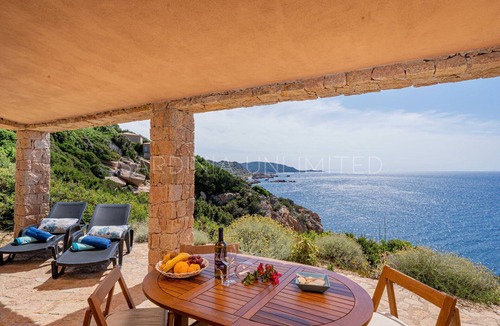 Costa Paradiso Villa | Nuvola Azzurra: breath-taking seaview