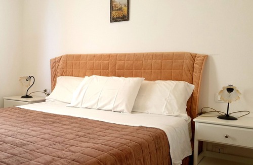 Borgo Bonsignore Apartment | Oasi del Borgo - Uranus | villa with sea view, pool, wifi, jacuzzi, climate