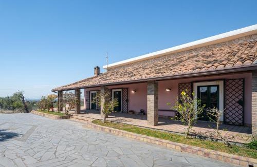 Paterno Villa | Oasi Orange Villa with Jacuzzi