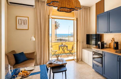 Quartiere XXXIII Lido di Ostia Ponente Apartment | Oceanine 7 - Seaview Apartment