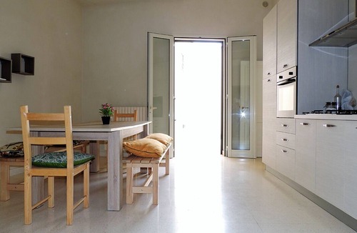 Diso Apartment | Oikia Vacanze - Diso Giulia. Palazzo antico in Piazza S. Oronzo a Diso.