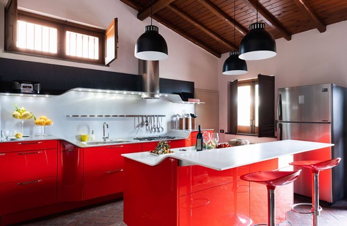 Pedara Villa | Old country property with pool situated on the slopes of Mount Etna, Sicily.
