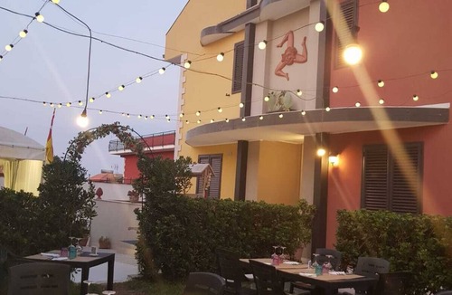 Citta Giardino House | Orange Room B&B Terra Mia Guesthouse