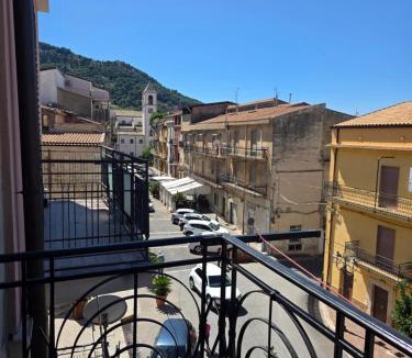 Santo Stefano Quisquina House | Ospitalità Melìa
