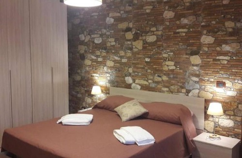 Marano Marchesato Bed & Breakfast | Palazzo Conforti Treehouse Resort