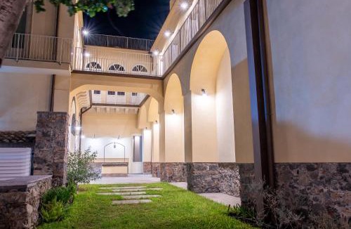 Coste Apartment | Palazzo Marinella Historic Residence with Pool between Etna Taormina & Sea