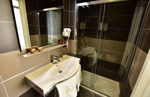 Torre del Greco Hotel | Palazzo Rosenthal Vesuview