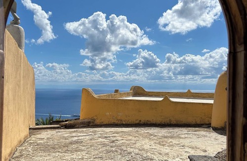 Stimpagnato House | Panorama house on a place of power: top of Filicudi