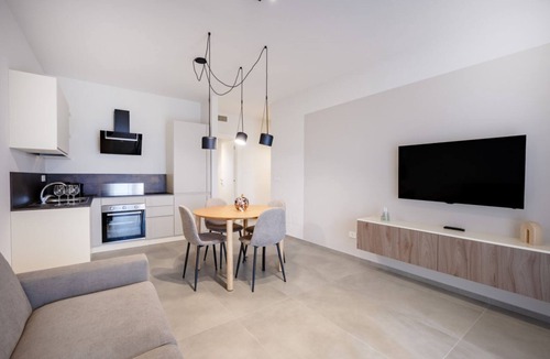 Municipio 2 Apartment | Panorama Penthouse Terrace with Parking