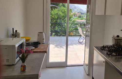 Torre Colonna-sperone Villa | Panoramic house near the sea, 2 double bedrooms and 1 bathroom