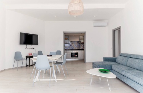 Lipari Villa | Panoramic sea view villa near downtown and piers