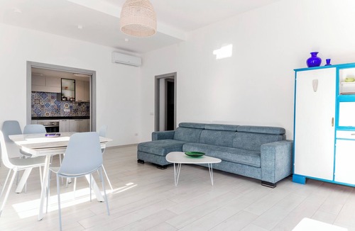 Lipari Villa | Panoramic sea view villa near downtown and piers