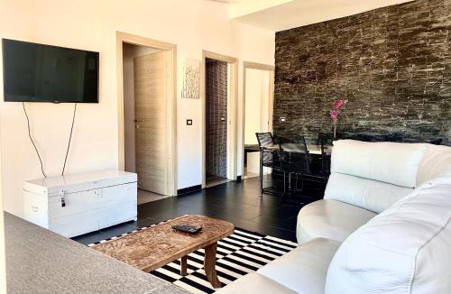 Villagonia Apartment | Panoramic Taormina Bay View
