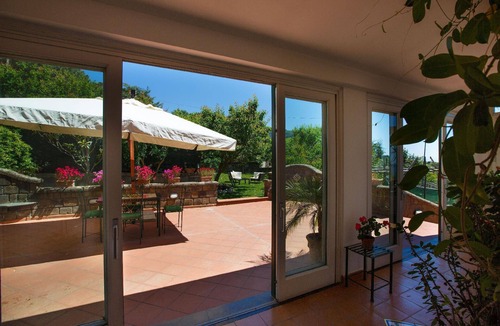 San Pietro House | Panoramic villa with pool