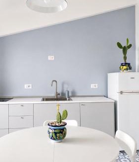 Paola Apartment | Paola Sea Homes