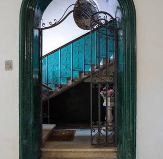 Trapani City Centre Apartment | Paolo & Francesca's Trapani Loft