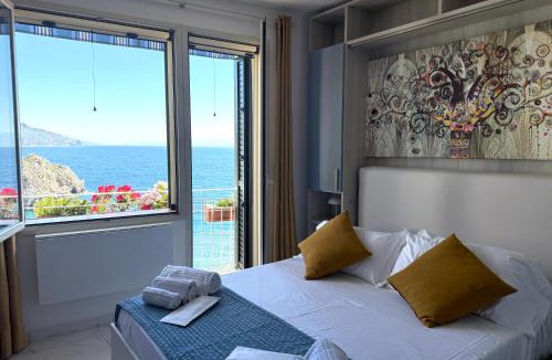Mazzaro Apartment | Paradise By The Sea