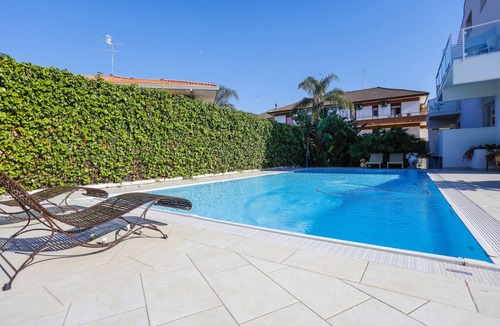 Torre Archirafi Apartment | Path House by Wonderful Italy