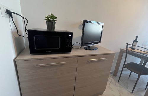 Capannelle Apartment | Peaceful family retreat in green Rome. Close to Appia Antica & city center