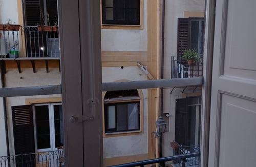 Castellammare Vucciria Apartment | Period residence Piazza Borsa