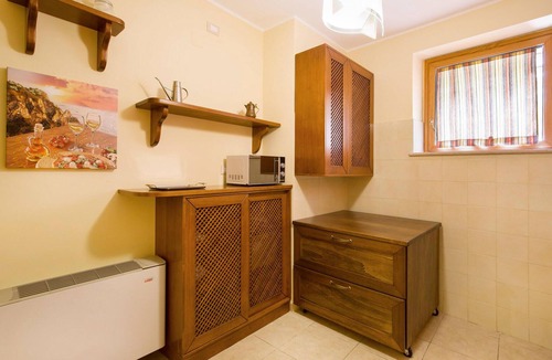 Pizzo House | Pet friendly home in Pizzo Calabro with kitchen