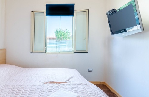 Syracuse Villa | Pet-Friendly Villa "Oasi 261" with Pool & A/C