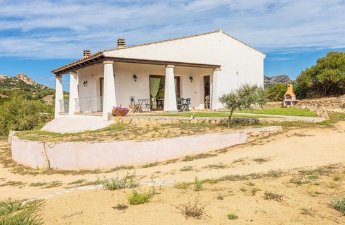 Arzachena House | Pet-Friendly Villa Tomaso with Mountain View, Garden, A/C & Wi-Fi
