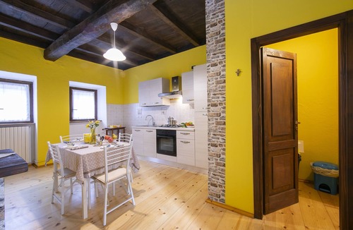 Brovello Apartment | Petit Coeur Dans L' Ancien Village in Brovello, Brovello Carpugnino, Italy