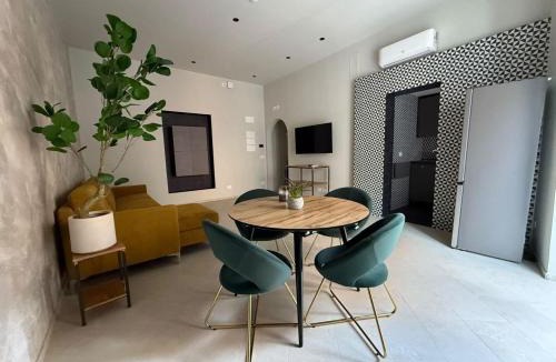 Santa Maria House | Petrina Home 2 - Suite Rooms Barletta