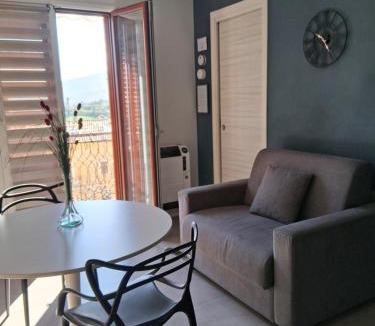 Castelbuono Apartment | Porta San Paolo House