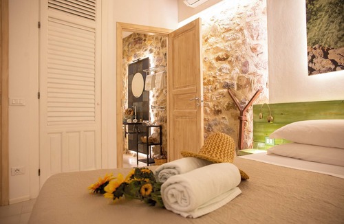 Sclafani Bagni House | PORTA SOPRANA Luxury guest house &Spa