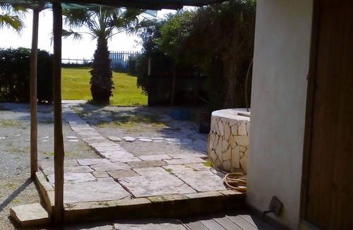 Syracuse Cabin | Portopalo chalet carratois on the sea private garden