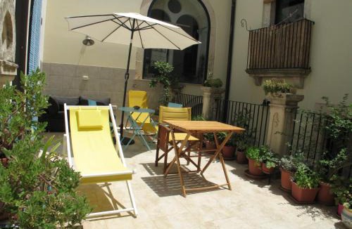 Palazzolo Acreide Historic Centre Apartment | Pozzo Luce