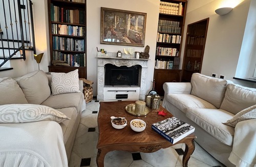 Paraggi Villa | Private & Exclusive Estate