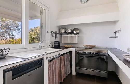 Castelvetrano Villa | Private panoramic villa with pool and air conditioning