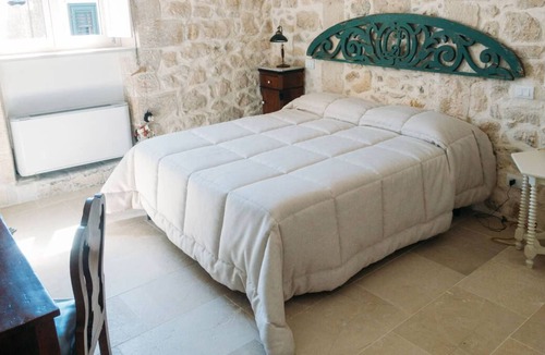Palazzolo Acreide Historic Centre Villa | Private villa with swimming pool