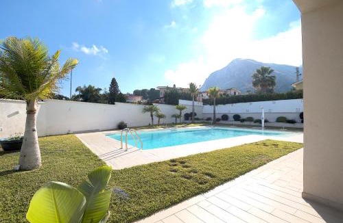 Torre Colonna-sperone Villa | Private Villa, Sun & Pool