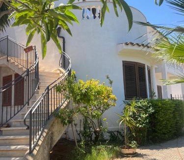 Sferracavallo Apartment | Proserpina House